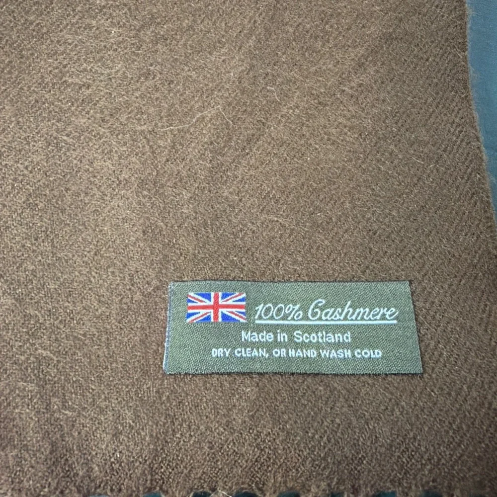 Chocolate Brown 100% Cashmere Scotland Unisex Scarf w Fringe Classic 68 x 12